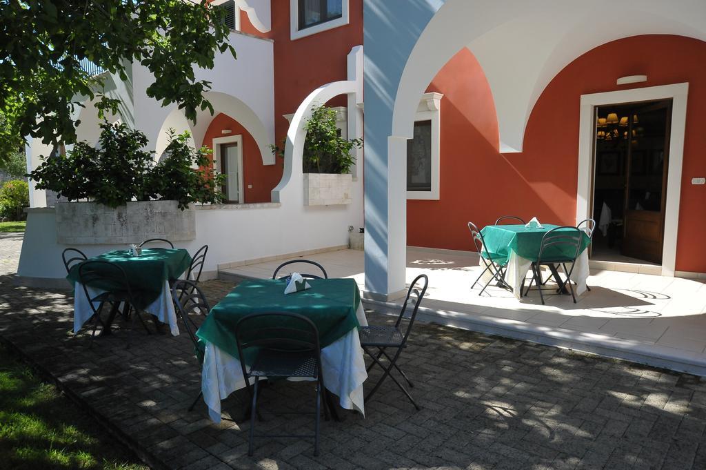 Relais Casabella Pensionat Martina Franca Exteriör bild