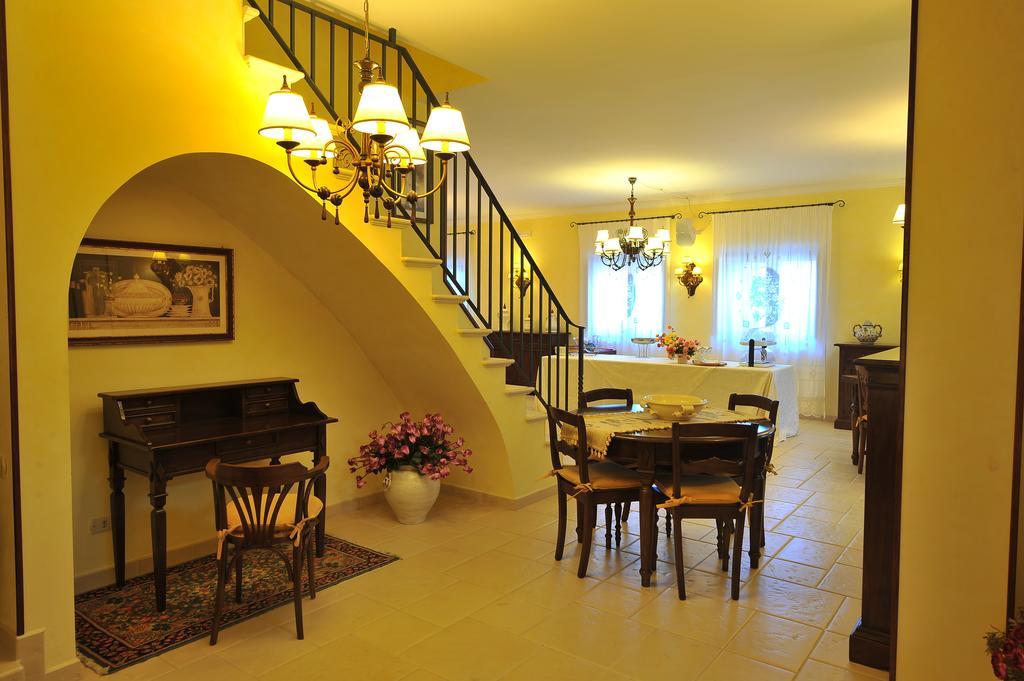 Relais Casabella Pensionat Martina Franca Exteriör bild